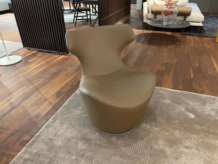 Poltrona B&B Italia Piccola Papilio girevole