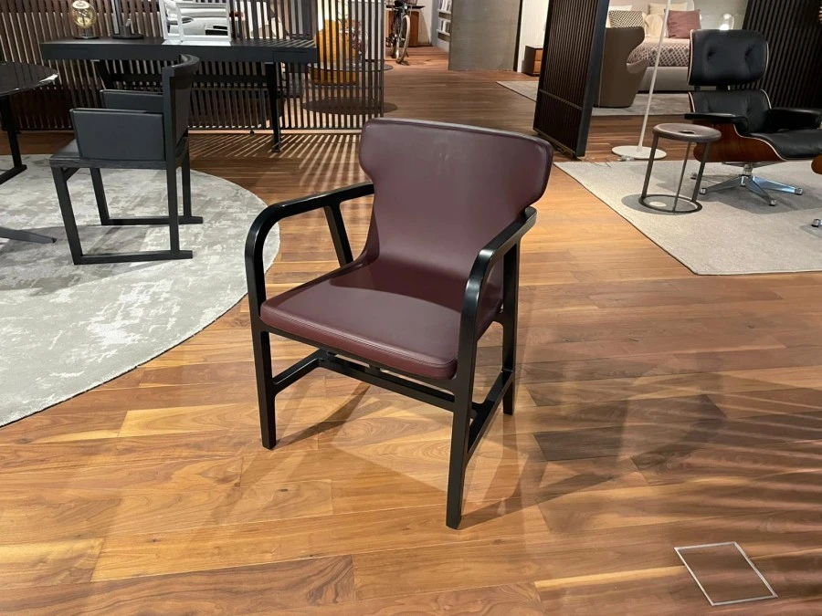 Sedia con braccioli Maxalto Fulgens