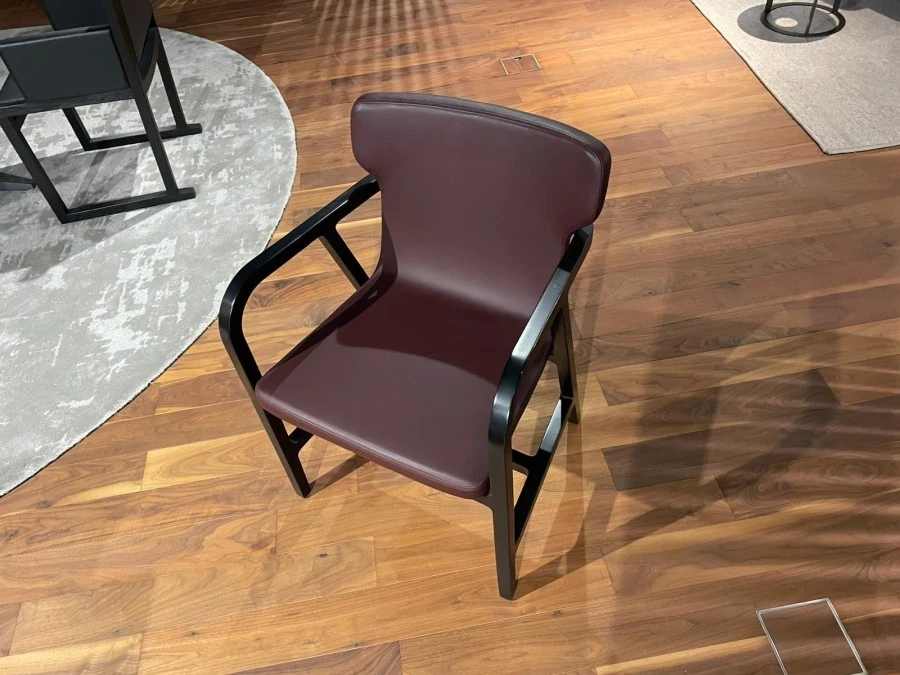 Sedia con braccioli Maxalto Fulgens