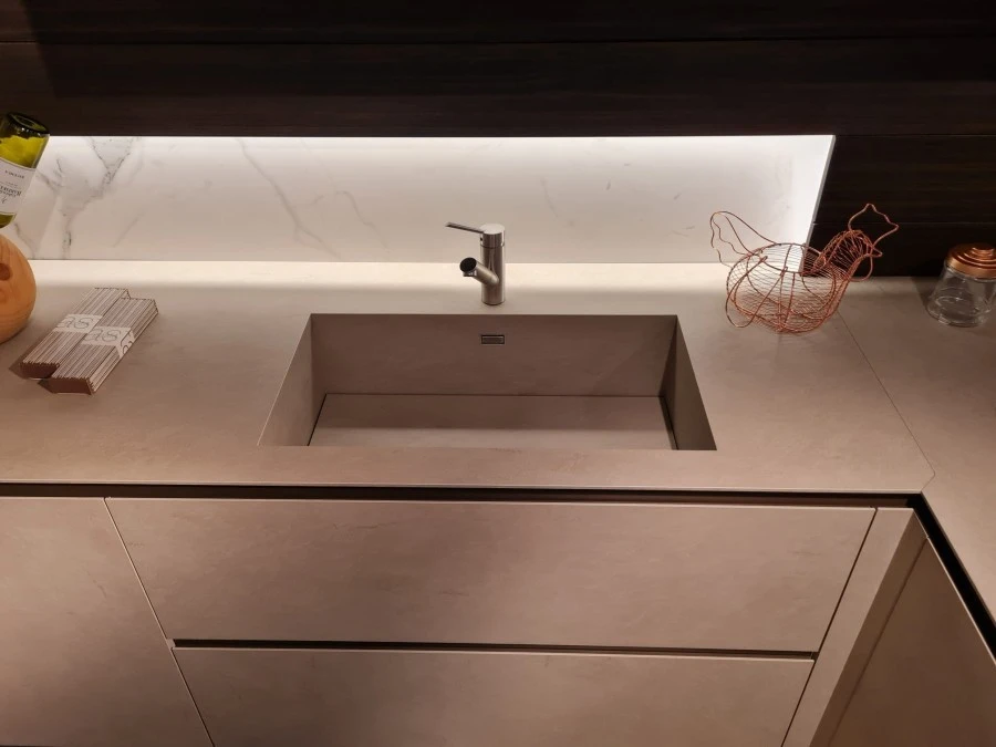 Cucina angolare Modulnova Skill milltech