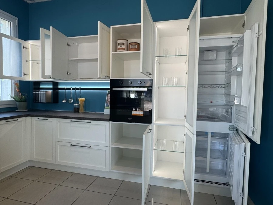 Cucina con penisola Creo Kitchens Contempo Bridge