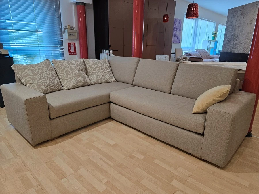 Divano Zucchelli Design Tortora