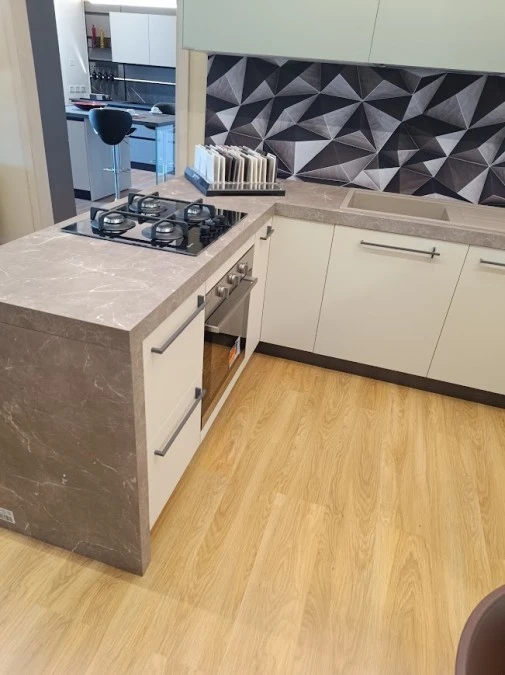 Cucina con penisola Febal Casa ColombiniCasa Kitchen