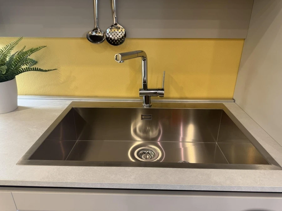 Cucina con Isola Creo Kitchens Smart Neck