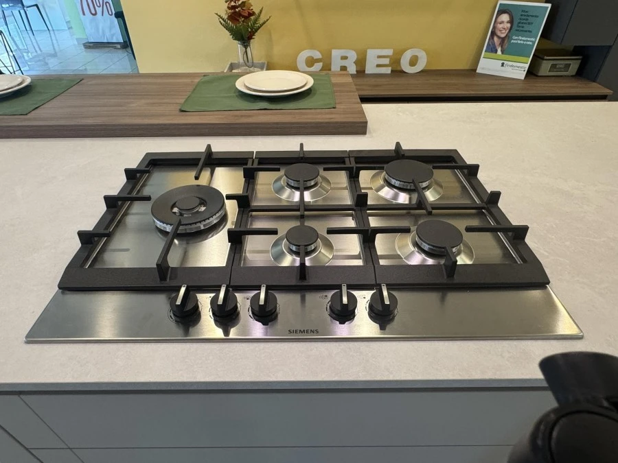 Cucina con Isola Creo Kitchens Smart Neck
