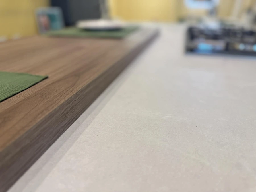 Cucina con Isola Creo Kitchens Smart Neck