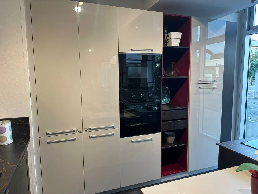 Cucina con Isola Schmidt Arcos e Strass