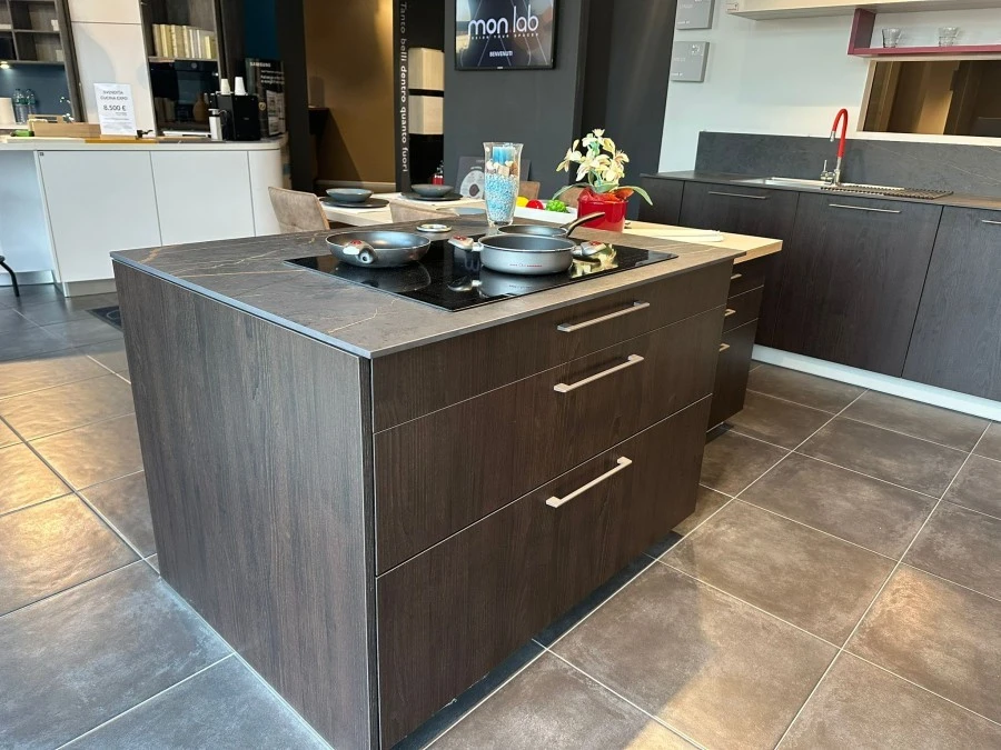 Cucina con Isola Schmidt Arcos e Strass