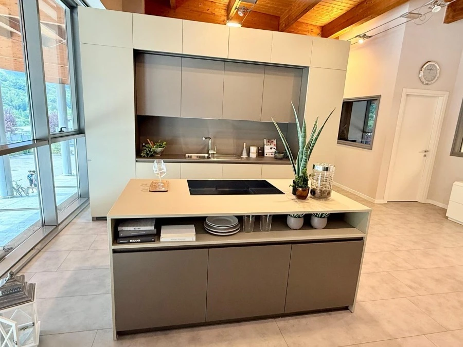 Cucina con Isola Scavolini MIRA