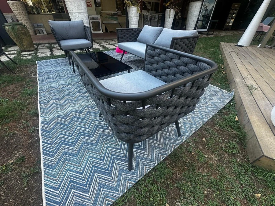 Gruppi tavoli e sedute Outdoor Kare Design Rimini