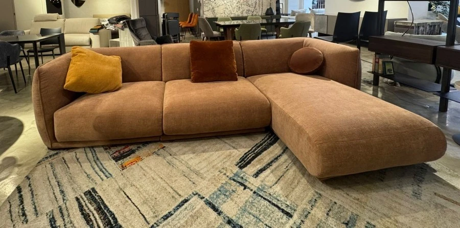 Divano Chaise-longue Saba Italia vela piping