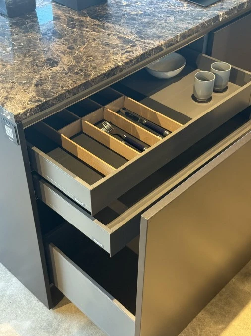 Cucina con Isola Arredo3 Time top Emperador