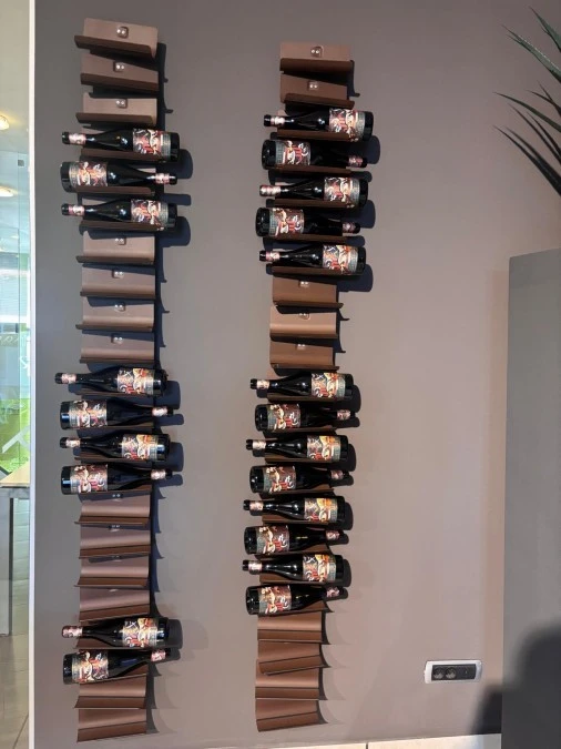 Complementi utili e pratici Opinion Ciatti Ptolomeo Vino Wall