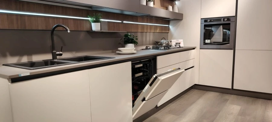 Cucina angolare Veneta Cucine Start time j soft