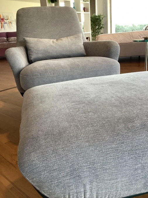 Poltrona con pouf Casa Divani Delia