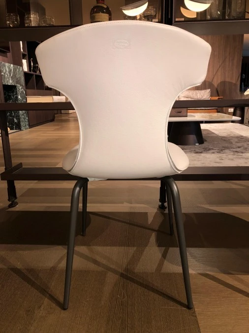 Poltroncina Poltrona Frau Montera Mas