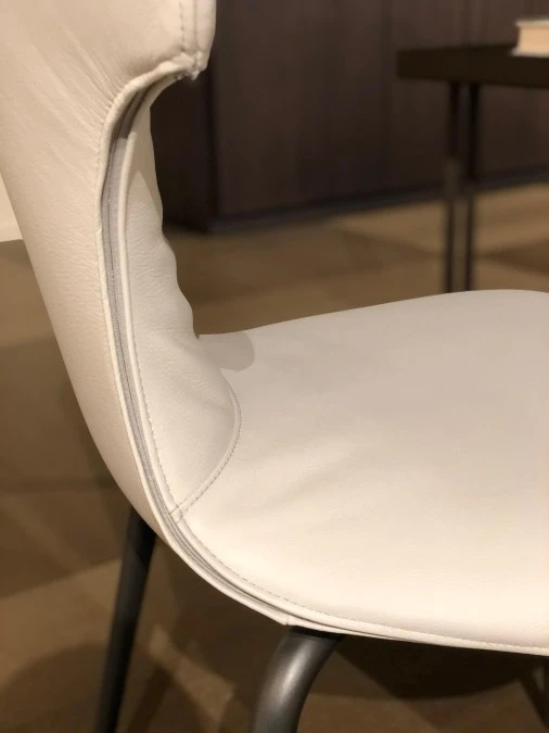 Poltroncina Poltrona Frau Montera Mas