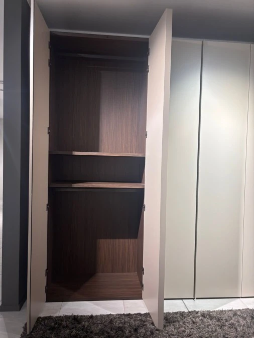 Armadio battente Guzzini & Fontana Flat
