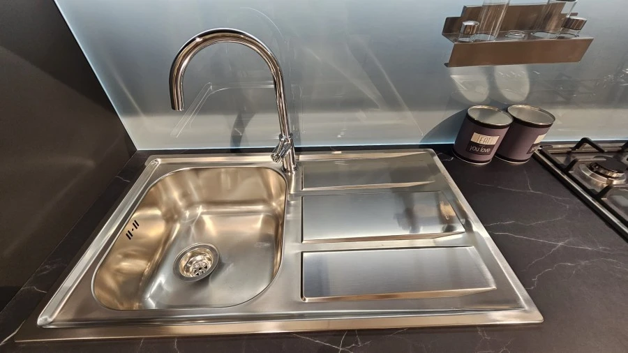 Cucina lineare Creo Kitchens SMART NECK