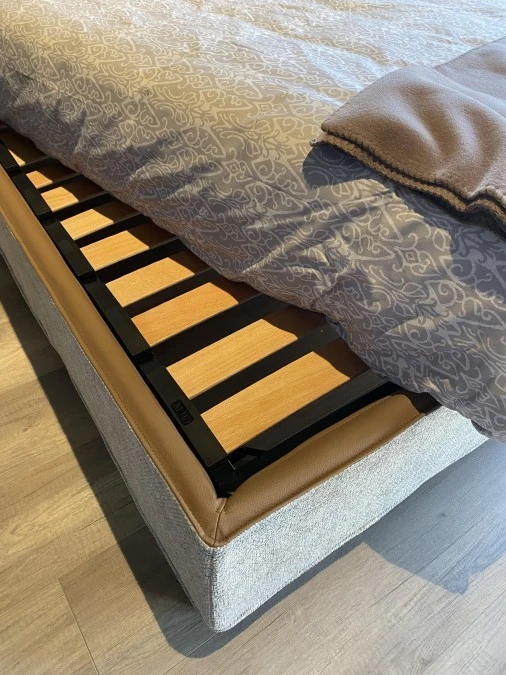 Letto matrimoniale Alto Letti Tessili Amodo