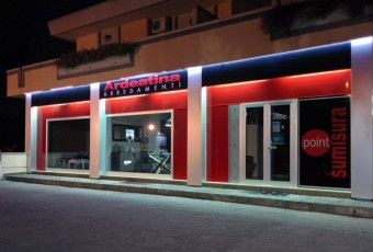 foto negozio ARDEATINA ARREDAMENTI