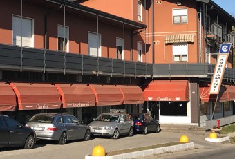 foto negozio CARDIN Arredamenti