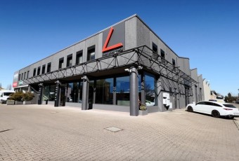 foto negozio Linea Arredamenti