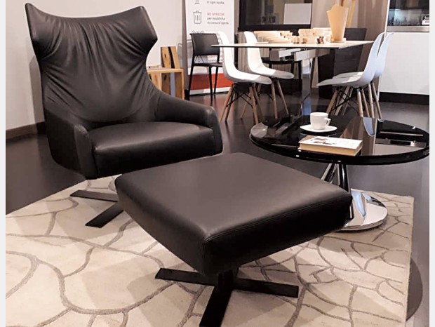 Poltrona con pouf Busnelli Grace