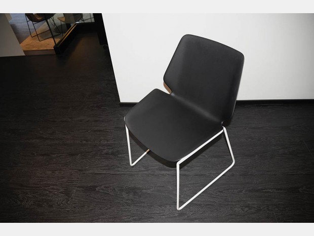Sedia senza braccioli Poliform FOLD
