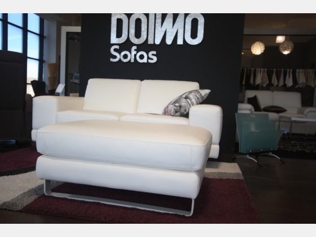 Divano Doimo Salotti River + Pouff