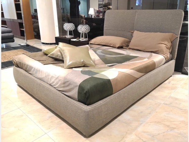 Letto matrimoniale Poliform Laze