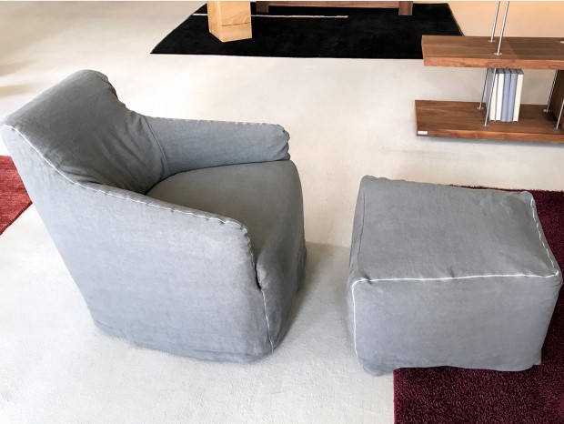 Poltrona con pouf Alf JET-SET