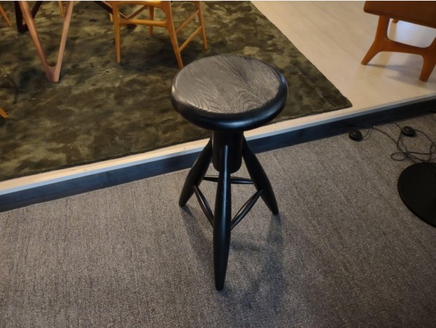 Sgabello Artek Rocket