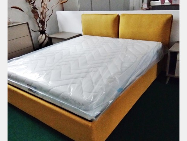 Letto matrimoniale con contenitore Colombini Zenzero