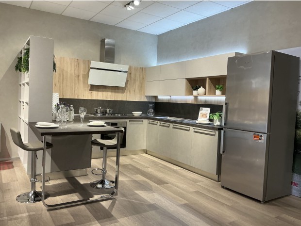 Cucina con penisola Veneta Cucine Start Time