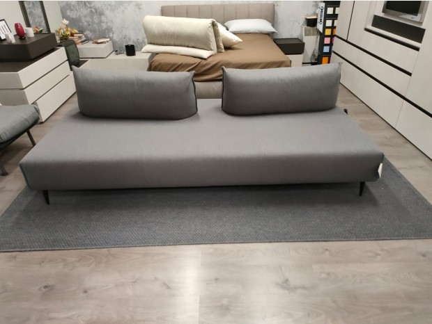 Divano LeComfort BACIO