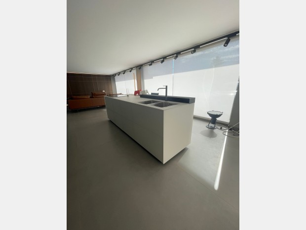 Cucina con Isola Valcucine Artematica