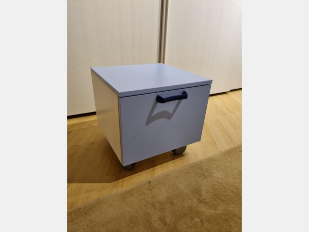 Comodino Battistella con cestone