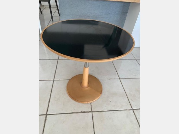 Tavolino rotondo Giorgetti Oti
