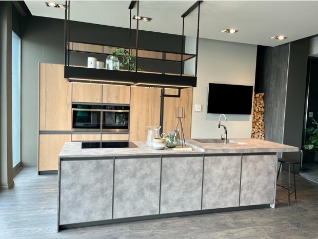 Cucina con Isola Arredo3 KRONOS