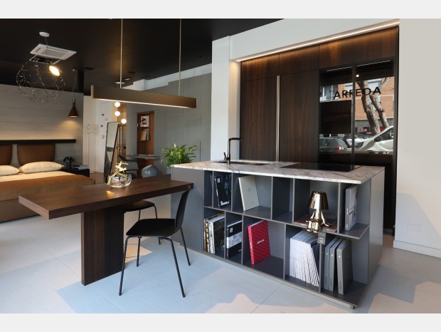 Cucina con Isola Effeti Unika + Luce