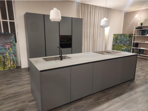 Cucina con Isola Miton cucine MENTA