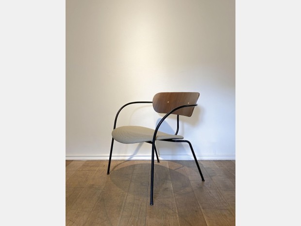 Poltrona &Tradition Pavilion AV6