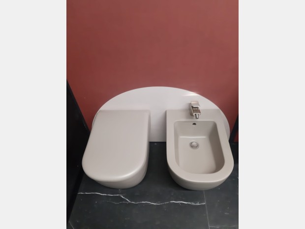 Sanitario Ceramica Cielo Fluid vaso bidet e coprivaso soft close