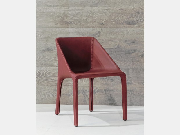 Sedia con braccioli Poliform Manta