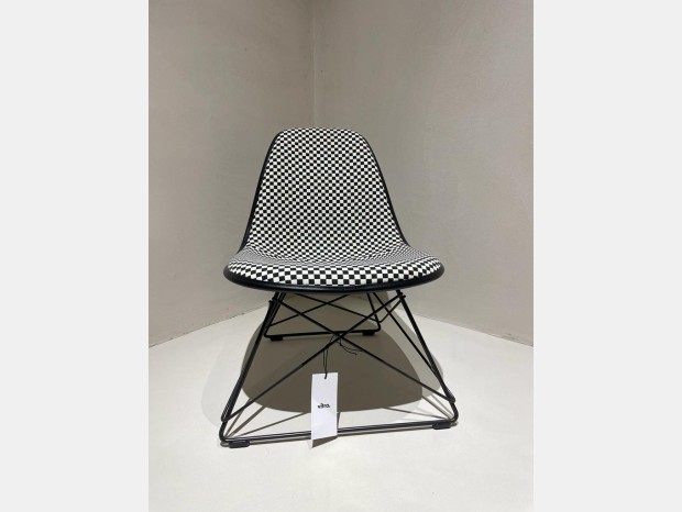 Poltroncina Vitra LSR
