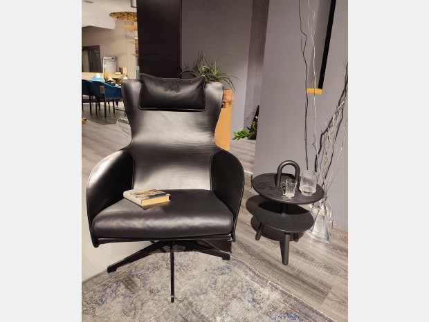 Poltrona Cassina Cab Lounge