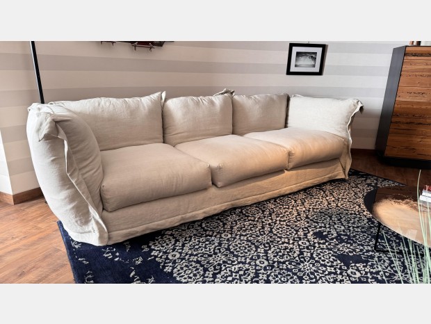 Divano Diesel by Moroso Cloudscape