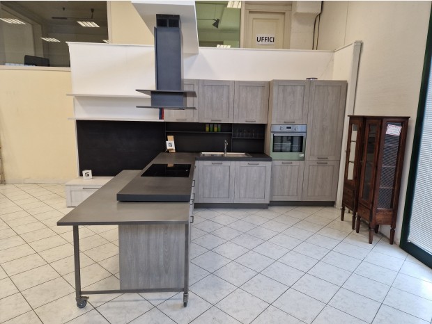 Cucina con penisola Stosa Cucine City