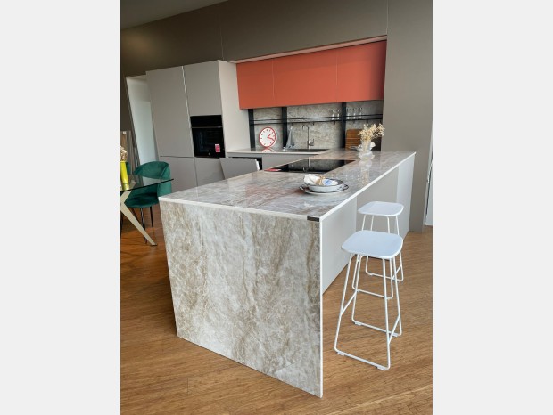 Cucina con penisola Atra Cucine System 22